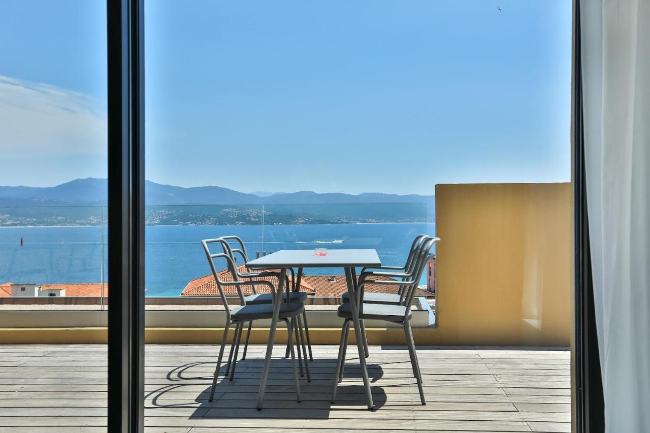 Aparthotel Residenza Leca Colonna 4*